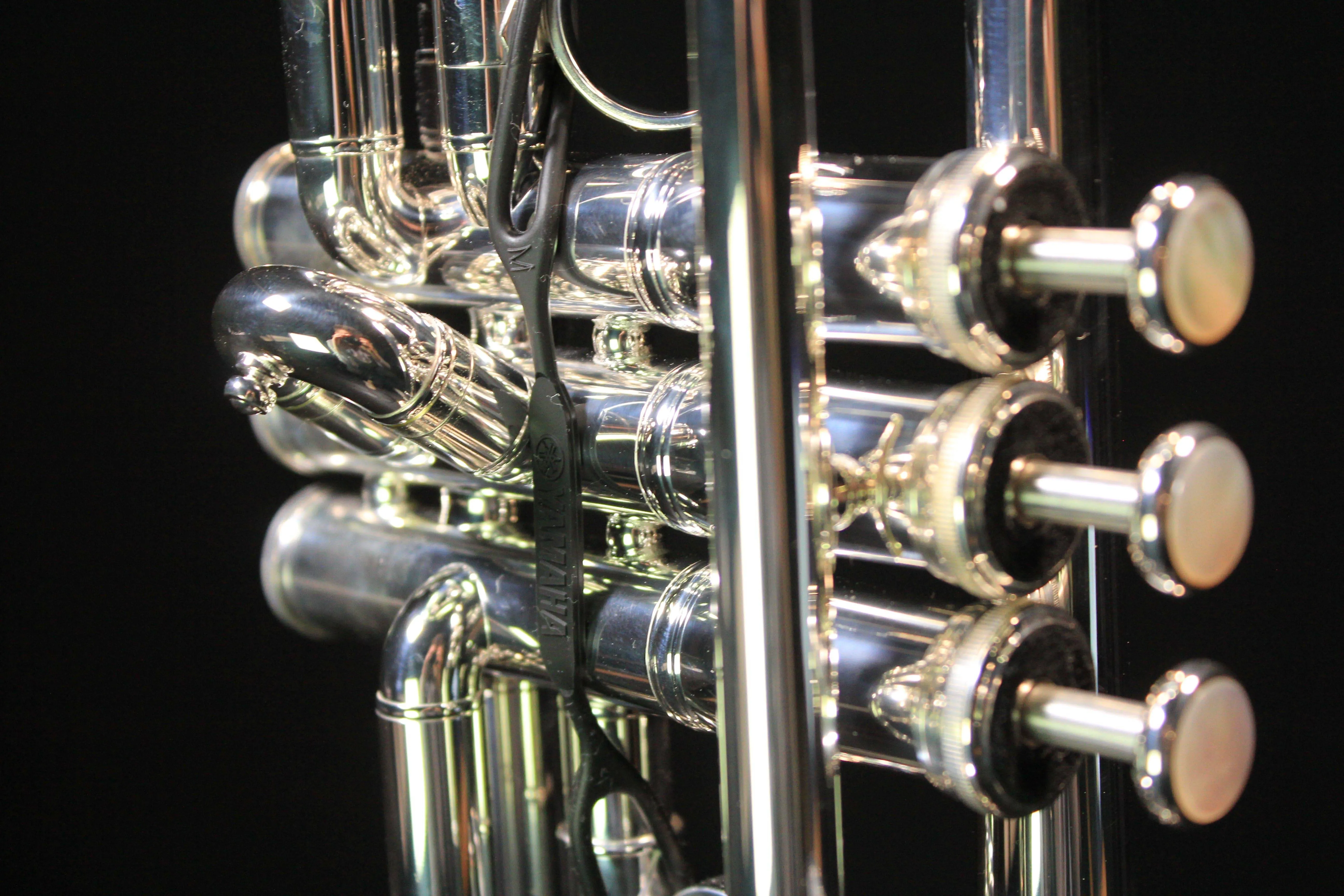 Yamaha Custom Xeno YTR-8335IIRS Bb Trumpet - Reverse Lead (Silver Plated)